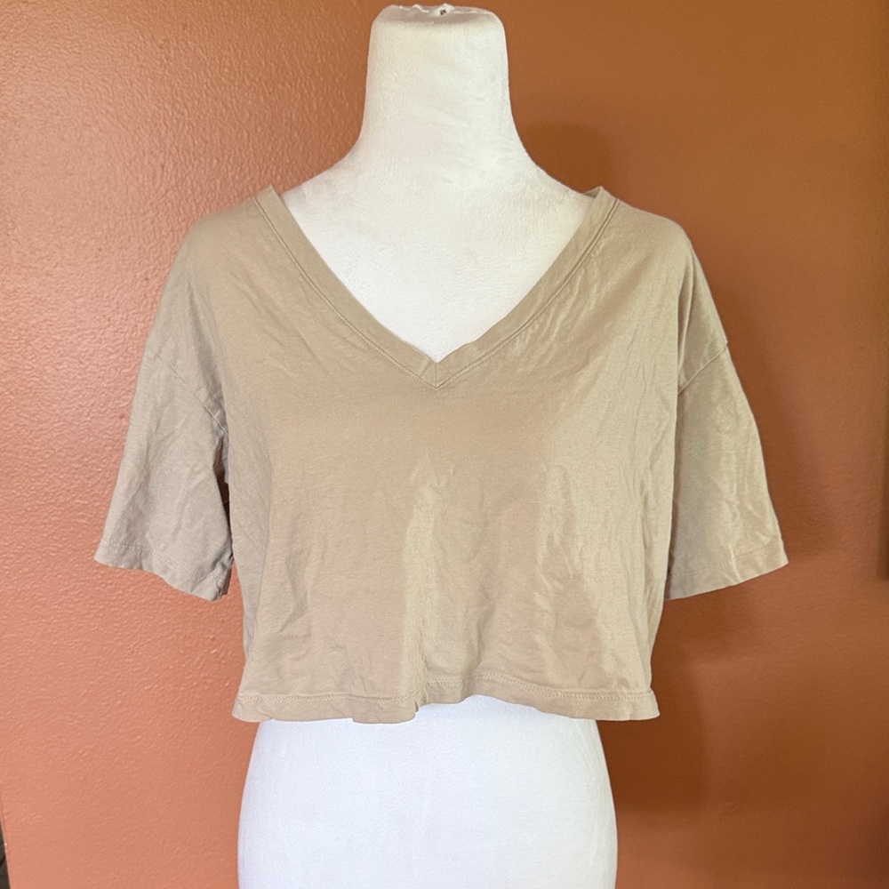 H&M Beige V-Neck Crop Top